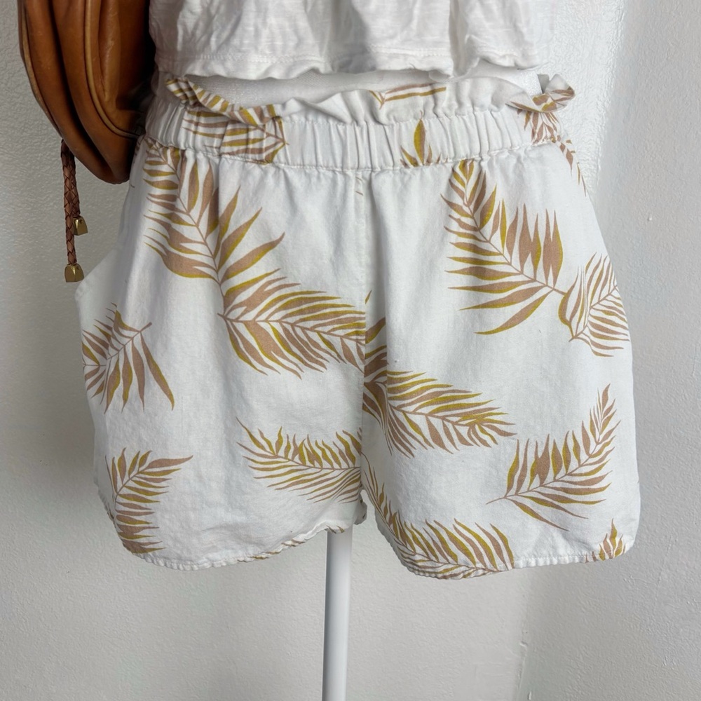 Billabong Palm Print Linen Blend Shorts L Beachy Summer